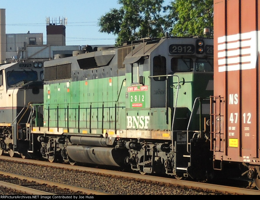 BNSF 4966 East